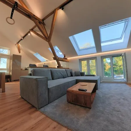 Fully Renovated 60m2 Next To The Sea