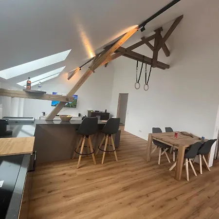 Fully Renovated 60m2 Next To The Sea